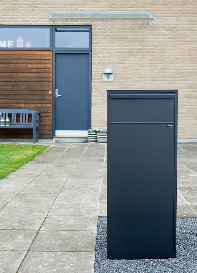 Allux 800 m. outlet at the back