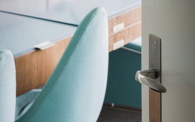 Arne Jacobsen door handle 111 mm. without rosettes